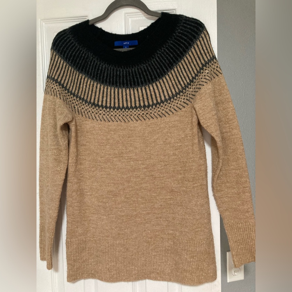 Apt. 9 Tan & Black Shimmer Sweater